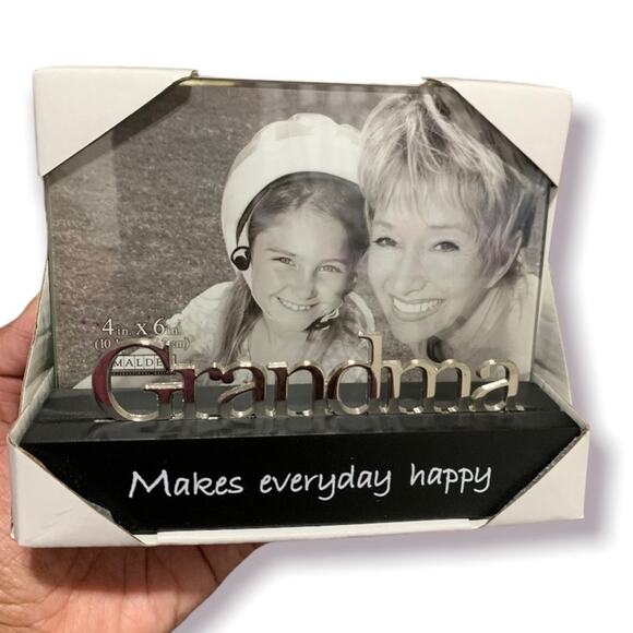 Grandma Wood And Metal 4x6 Picture Frame - Picture 4 of 10